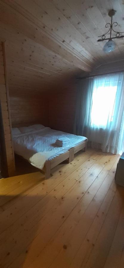Біла Хата Leilighet Iltsi Eksteriør bilde